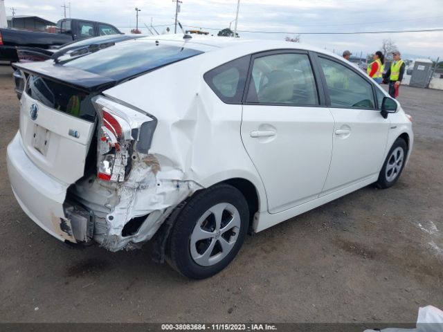 Photo 3 VIN: JTDKN3DU1E0372771 - TOYOTA PRIUS 