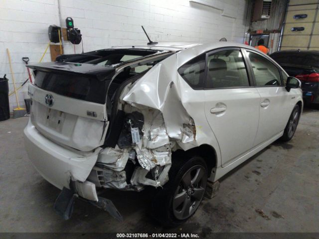 Photo 3 VIN: JTDKN3DU1F0400294 - TOYOTA PRIUS 