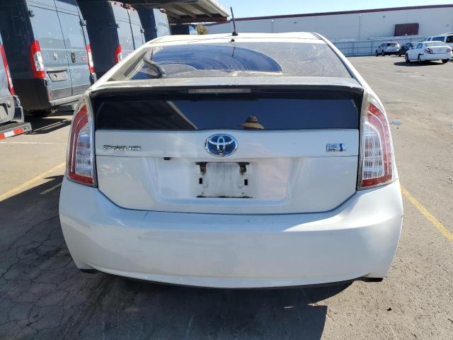 Photo 5 VIN: JTDKN3DU1F0444666 - TOYOTA PRIUS 