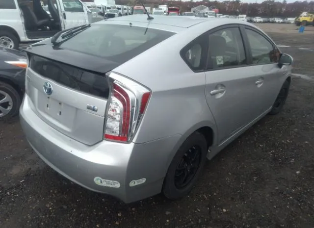 Photo 3 VIN: JTDKN3DU1F0447468 - TOYOTA PRIUS 