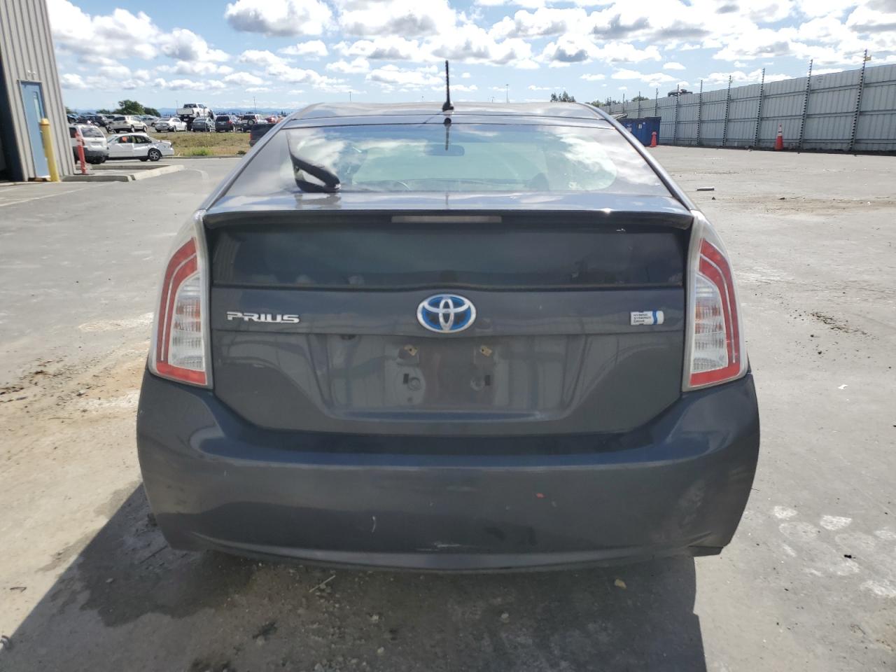 Photo 5 VIN: JTDKN3DU1F0464111 - TOYOTA PRIUS 