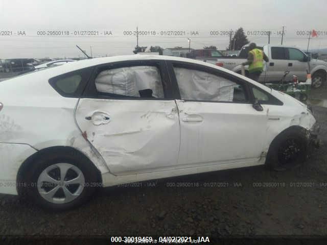 Photo 5 VIN: JTDKN3DU1F0480793 - TOYOTA PRIUS 