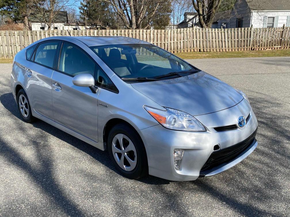 Photo 0 VIN: JTDKN3DU1F0481118 - TOYOTA PRIUS 