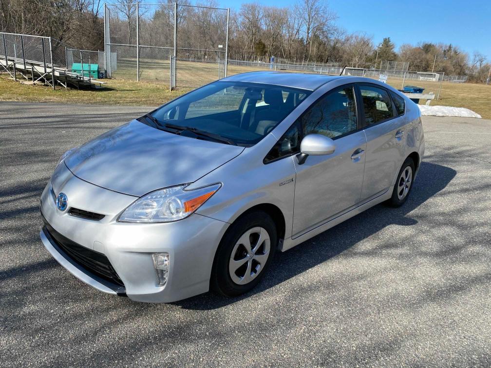 Photo 1 VIN: JTDKN3DU1F0481118 - TOYOTA PRIUS 