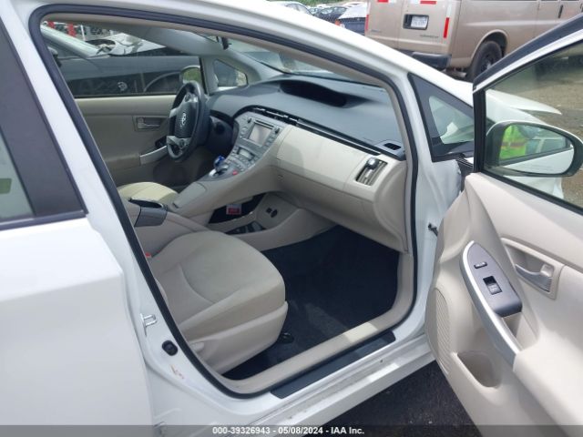 Photo 4 VIN: JTDKN3DU1F1865863 - TOYOTA PRIUS 