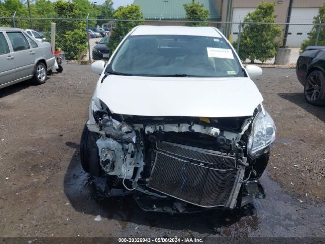 Photo 5 VIN: JTDKN3DU1F1865863 - TOYOTA PRIUS 