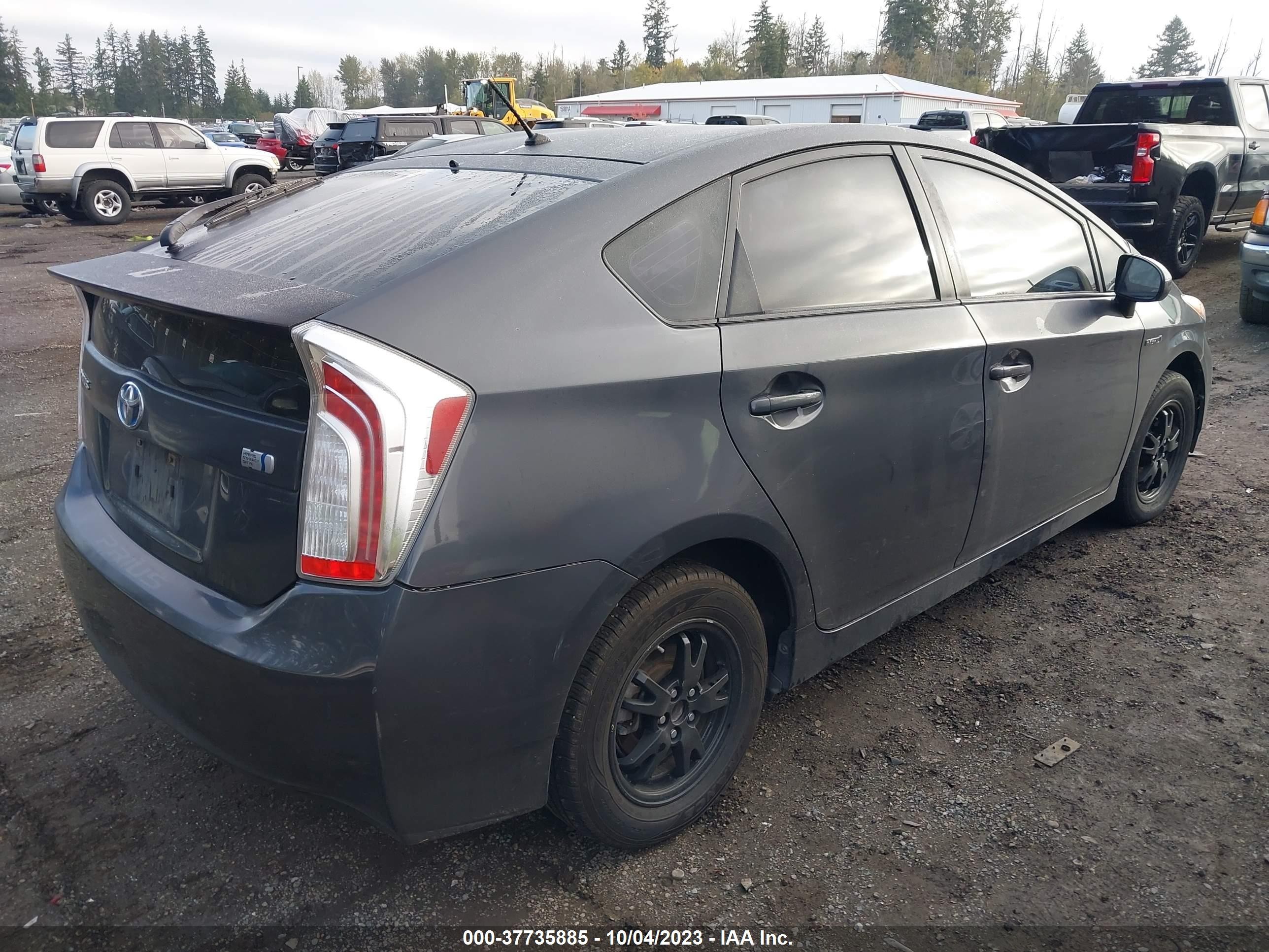 Photo 3 VIN: JTDKN3DU1F1888379 - TOYOTA PRIUS 