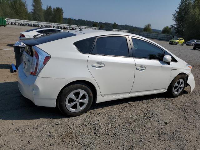 Photo 2 VIN: JTDKN3DU1F1973125 - TOYOTA PRIUS 