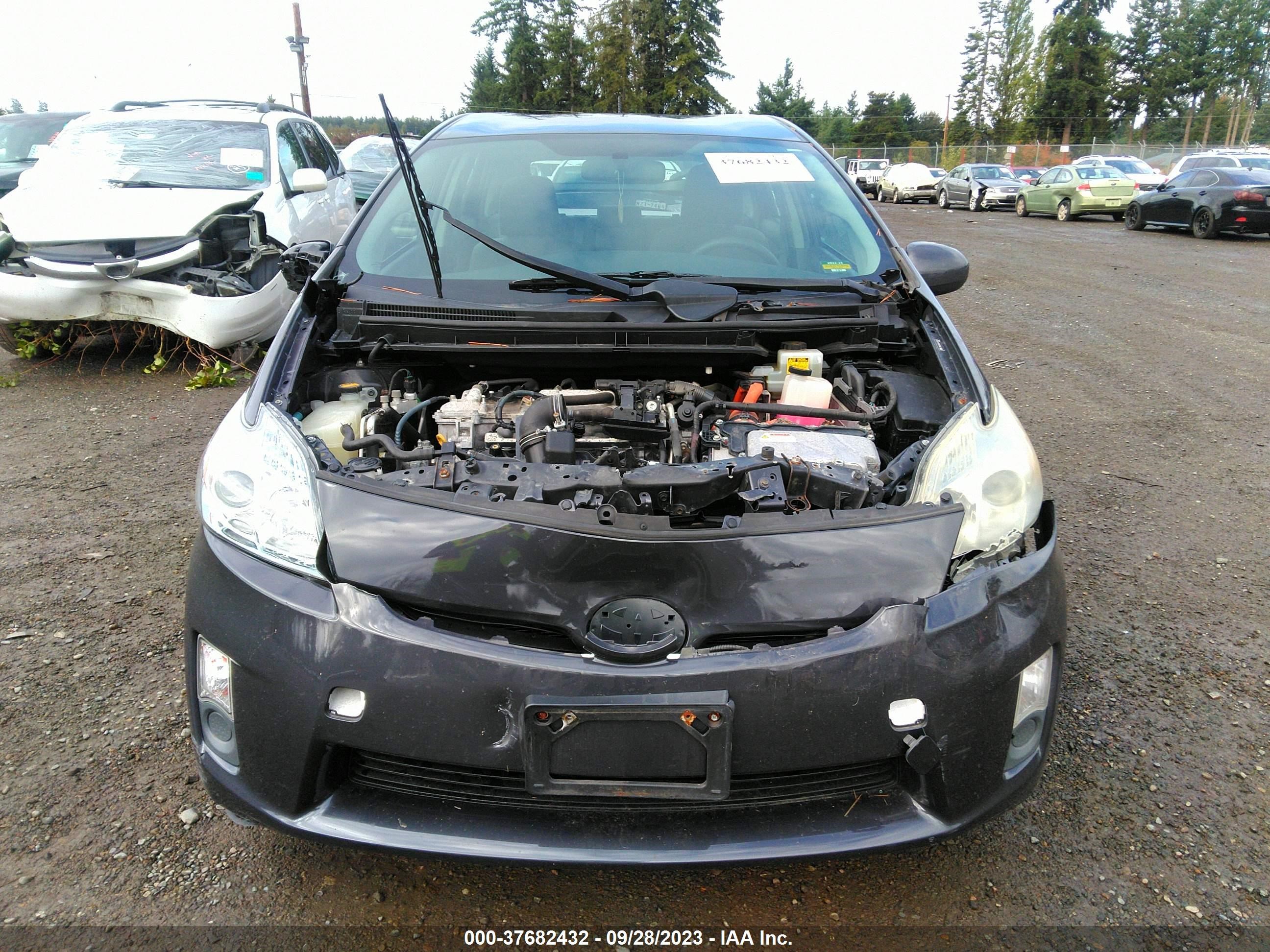 Photo 11 VIN: JTDKN3DU2A0108923 - TOYOTA PRIUS 