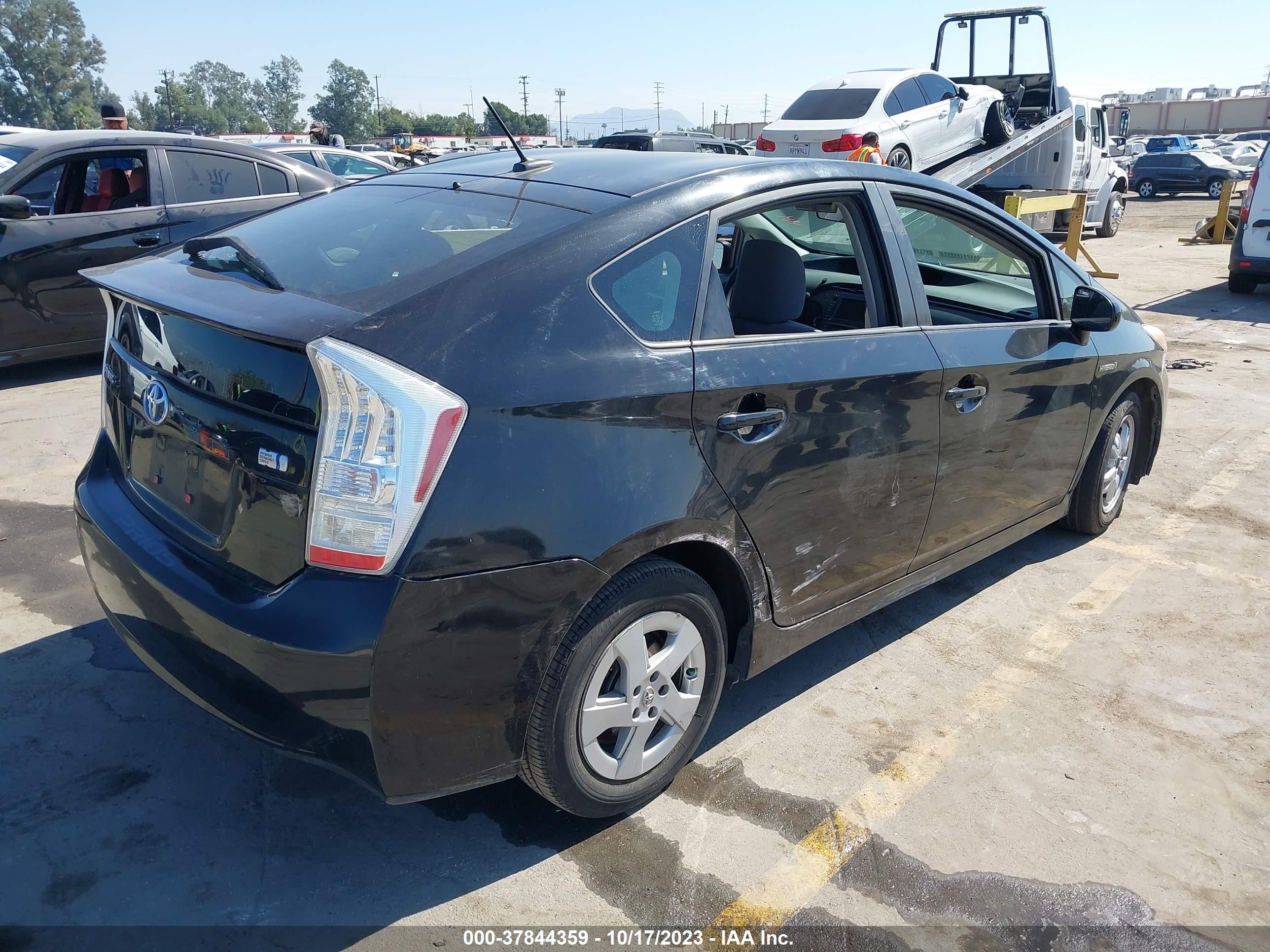 Photo 3 VIN: JTDKN3DU2A0237387 - TOYOTA PRIUS 