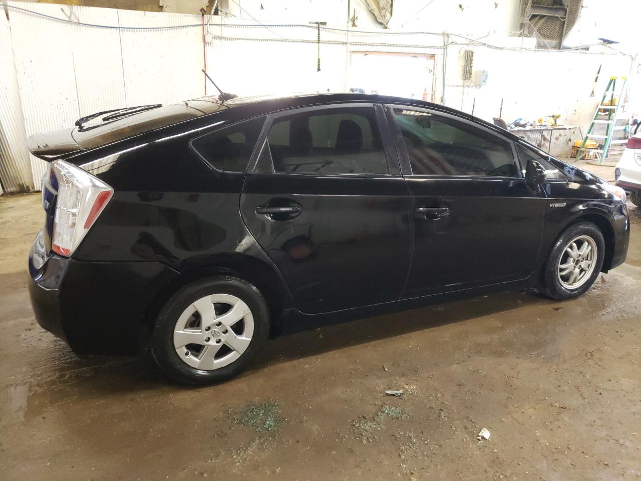 Photo 2 VIN: JTDKN3DU2A1083693 - TOYOTA PRIUS 