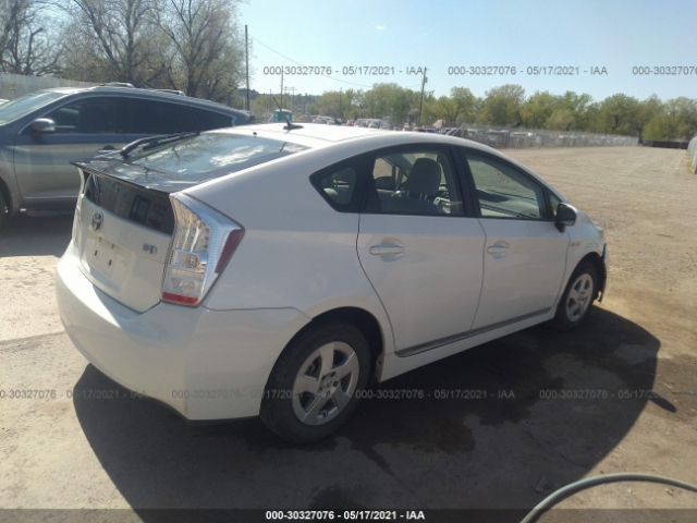 Photo 3 VIN: JTDKN3DU2B0267460 - TOYOTA PRIUS 