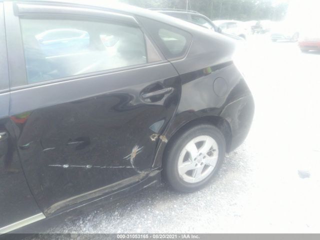 Photo 5 VIN: JTDKN3DU2B5318538 - TOYOTA PRIUS 