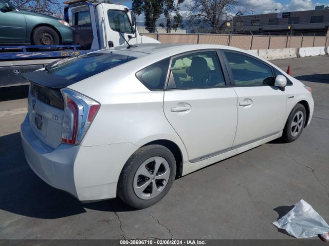 Photo 3 VIN: JTDKN3DU2C5424828 - TOYOTA PRIUS 