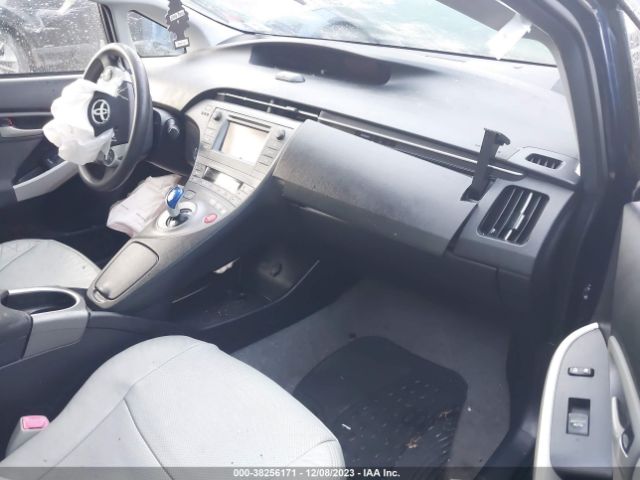 Photo 4 VIN: JTDKN3DU2D1618865 - TOYOTA PRIUS 