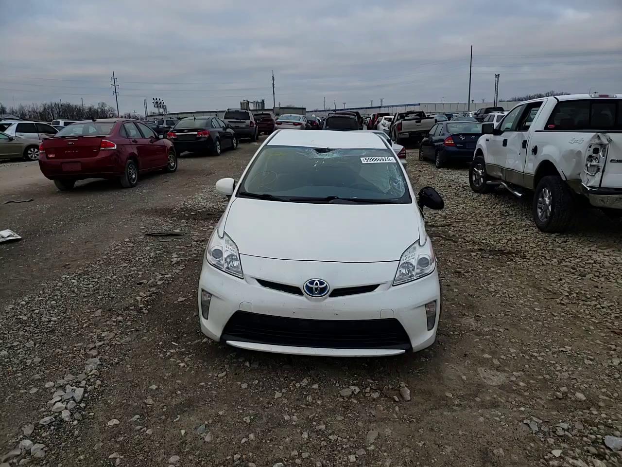 Photo 10 VIN: JTDKN3DU2D5575993 - TOYOTA PRIUS 