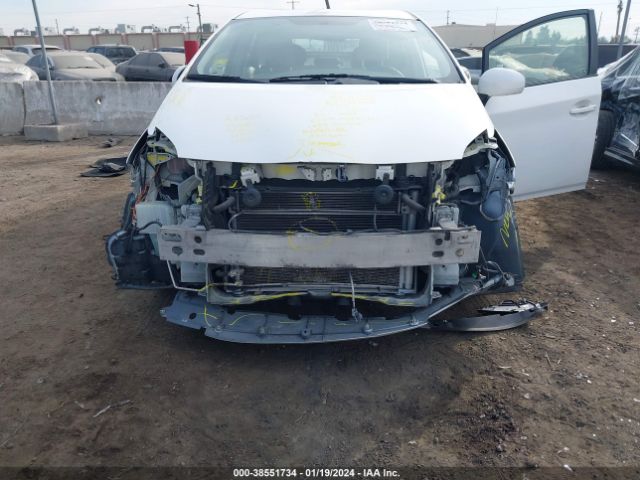 Photo 5 VIN: JTDKN3DU2D5582474 - TOYOTA PRIUS 