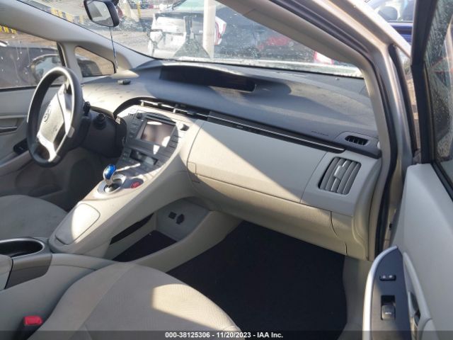 Photo 4 VIN: JTDKN3DU2D5610032 - TOYOTA PRIUS 