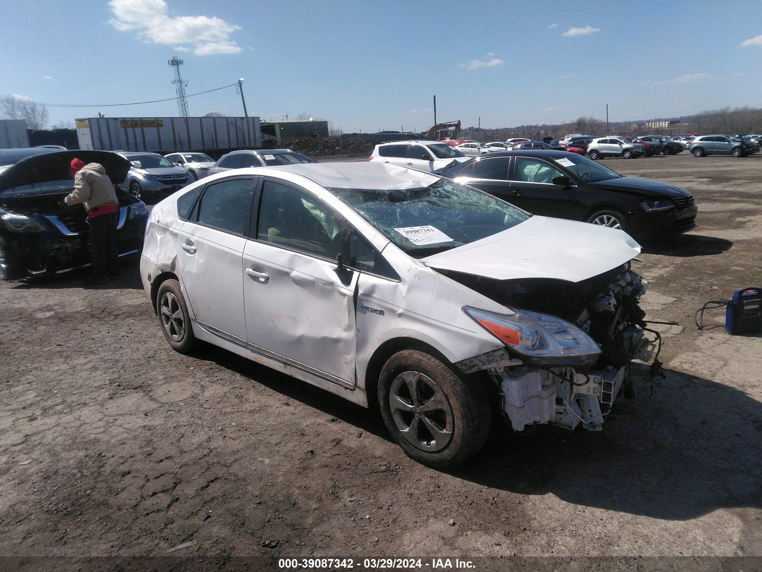 Photo 5 VIN: JTDKN3DU2E0367966 - TOYOTA PRIUS 