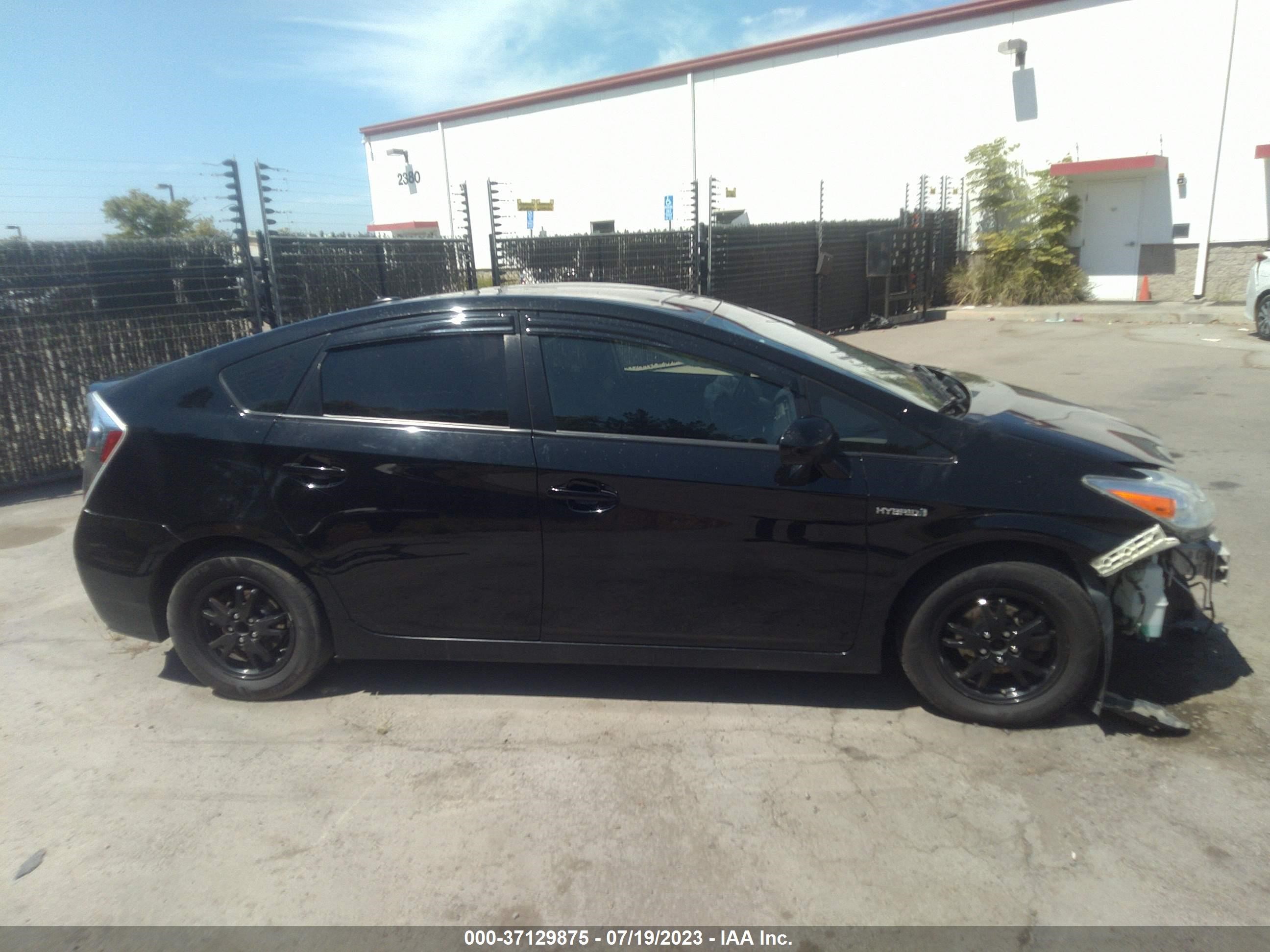 Photo 12 VIN: JTDKN3DU2F0453148 - TOYOTA PRIUS 