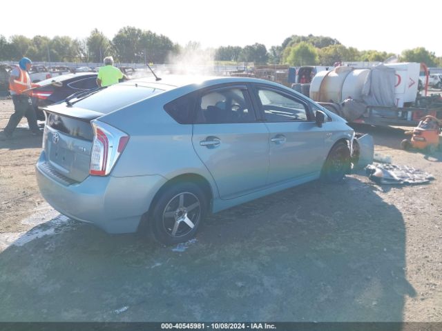 Photo 3 VIN: JTDKN3DU2F1888665 - TOYOTA PRIUS 