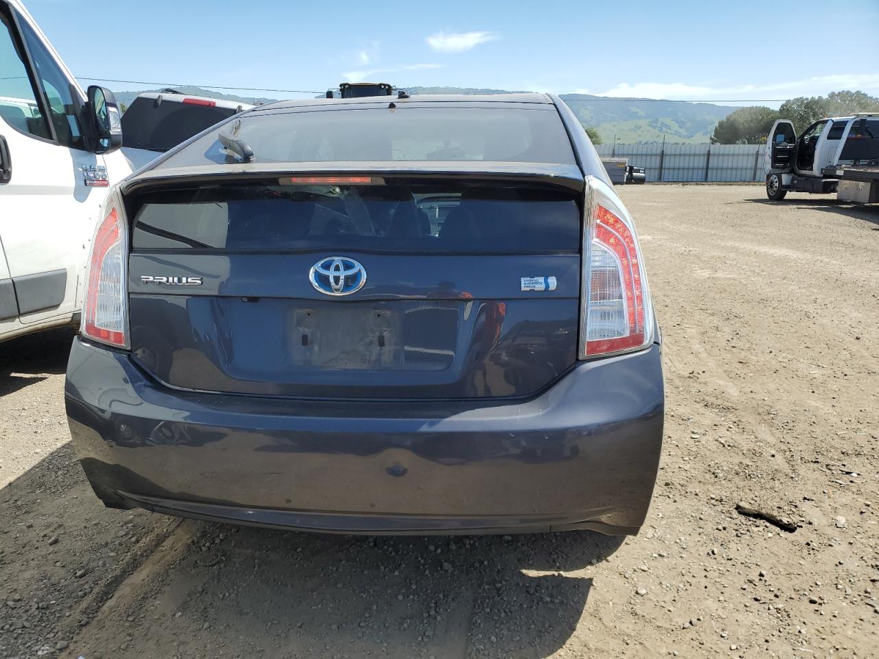 Photo 5 VIN: JTDKN3DU2F1932213 - TOYOTA PRIUS 