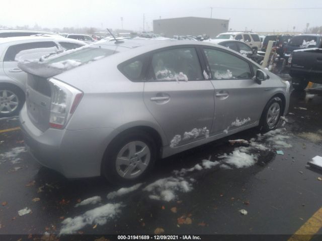 Photo 3 VIN: JTDKN3DU3A0011813 - TOYOTA PRIUS 