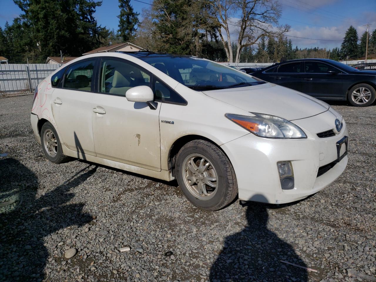 Photo 3 VIN: JTDKN3DU3A0042253 - TOYOTA PRIUS 