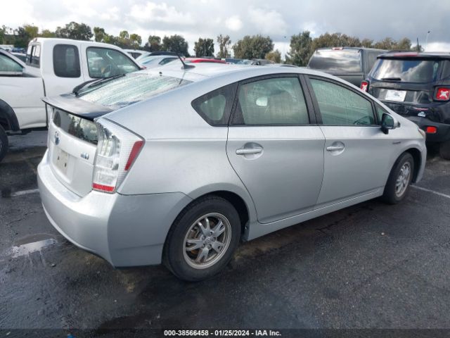 Photo 3 VIN: JTDKN3DU3A0140361 - TOYOTA PRIUS 