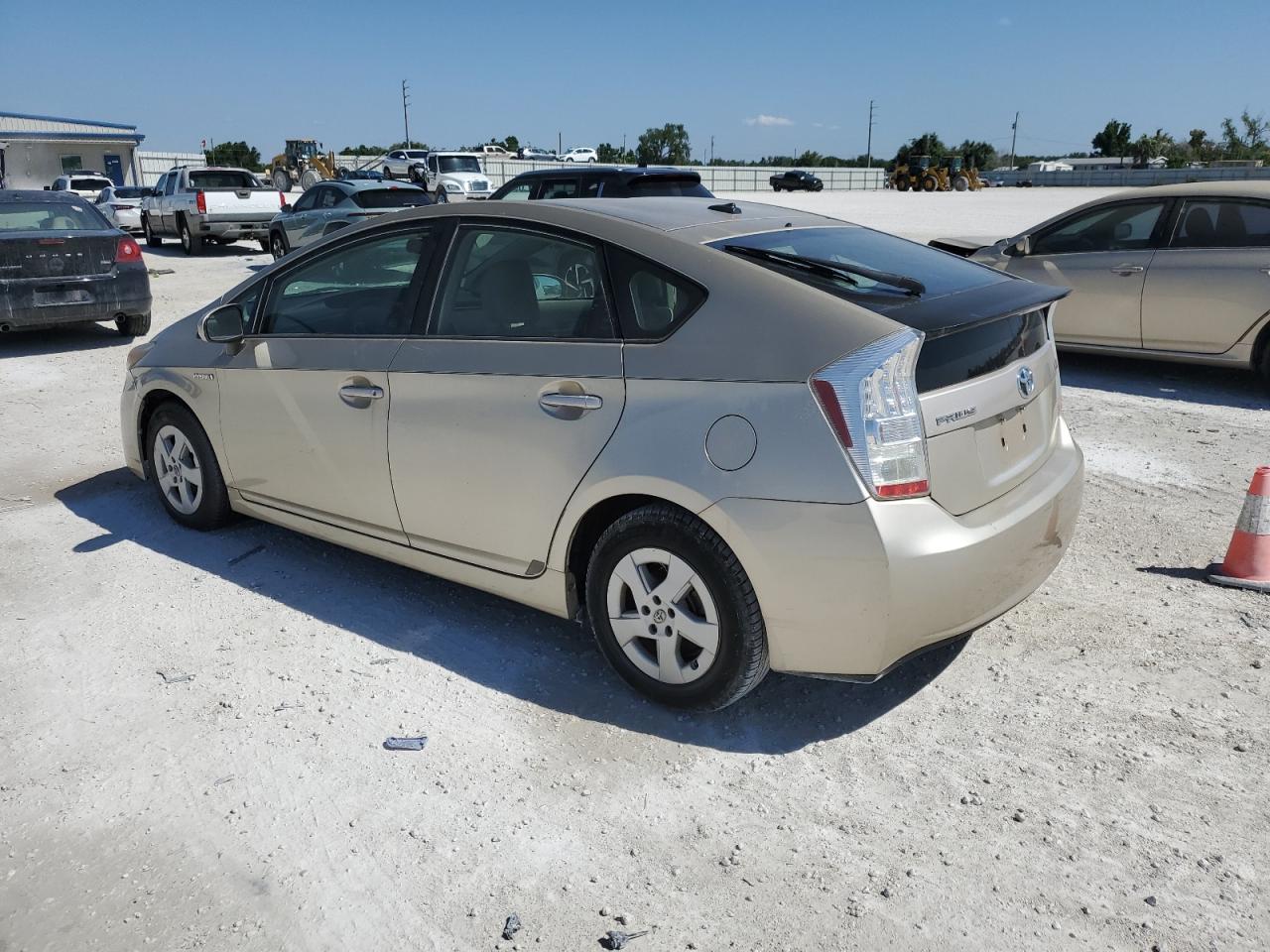 Photo 1 VIN: JTDKN3DU3A1282767 - TOYOTA PRIUS 