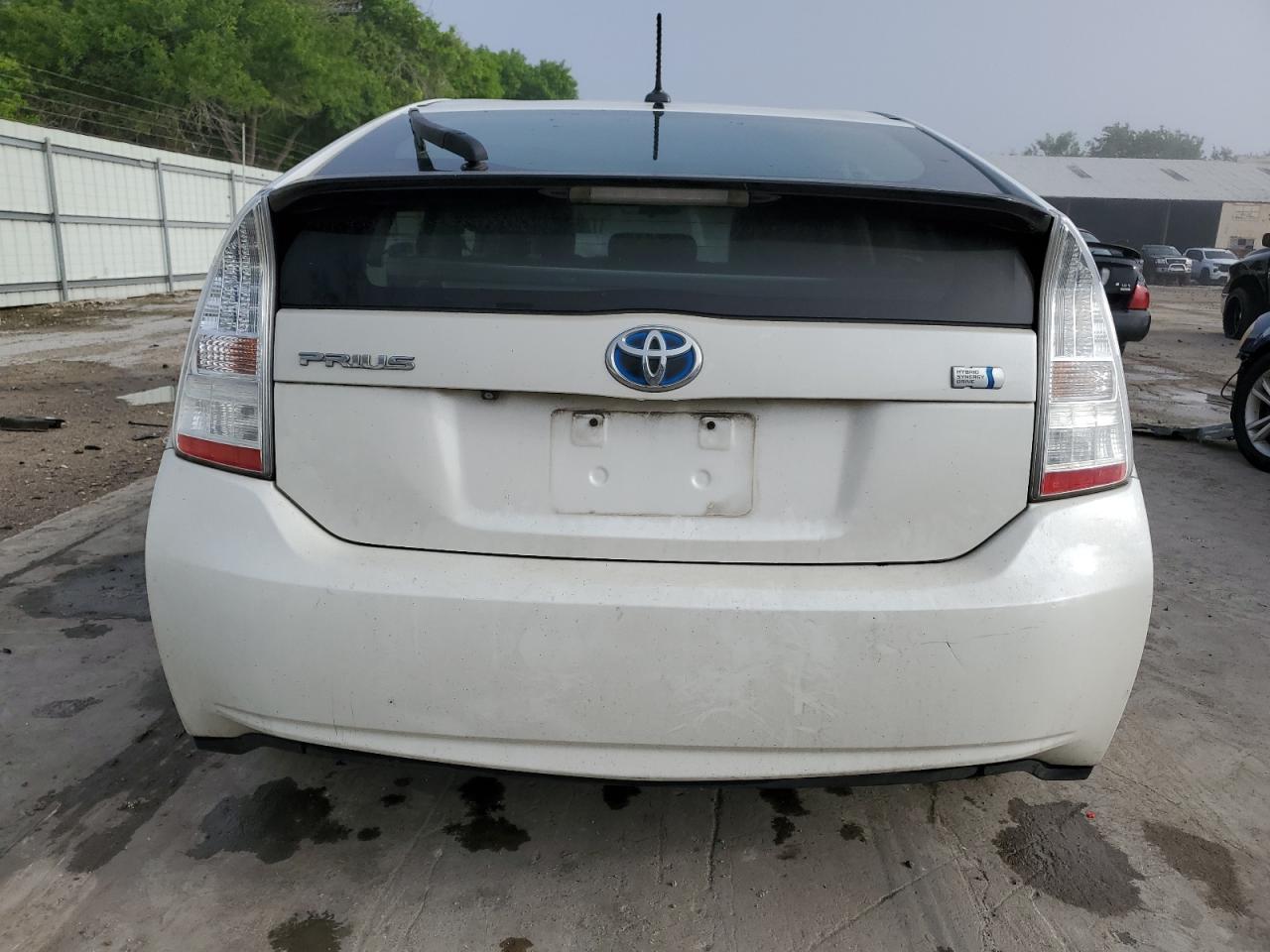 Photo 5 VIN: JTDKN3DU3B0269119 - TOYOTA PRIUS 