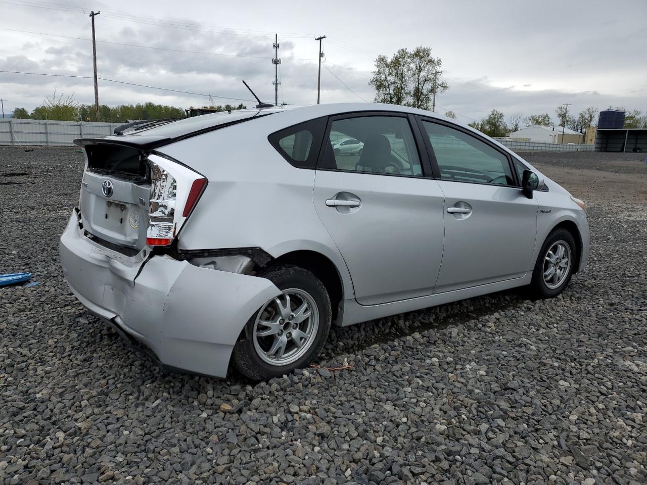 Photo 2 VIN: JTDKN3DU3B0280332 - TOYOTA PRIUS 