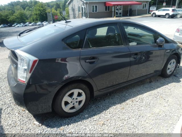 Photo 3 VIN: JTDKN3DU3B1381008 - TOYOTA PRIUS 