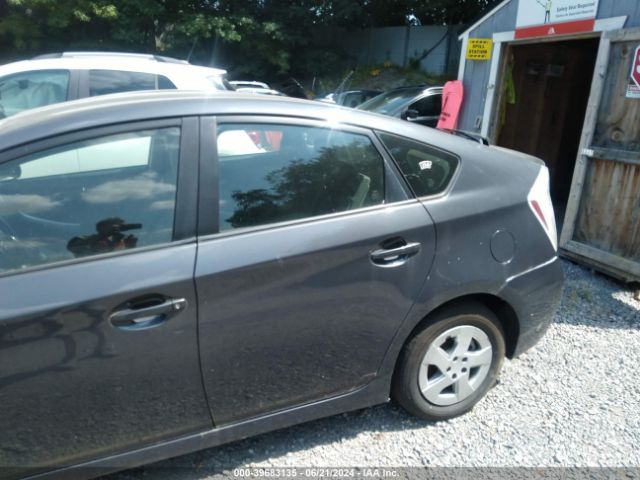 Photo 5 VIN: JTDKN3DU3B1381008 - TOYOTA PRIUS 