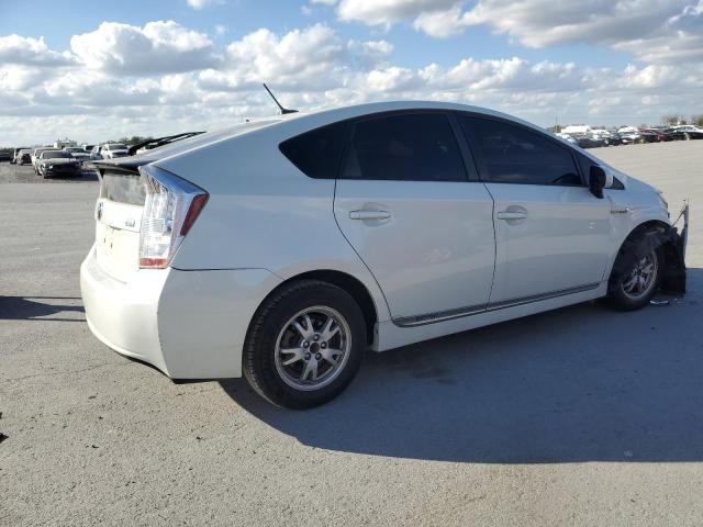 Photo 2 VIN: JTDKN3DU3B1394261 - TOYOTA PRIUS 