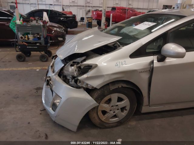 Photo 5 VIN: JTDKN3DU3B1464518 - TOYOTA PRIUS 