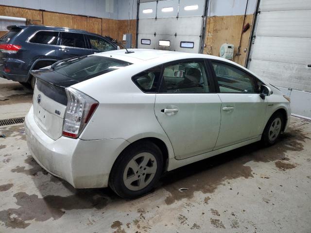 Photo 2 VIN: JTDKN3DU3B5313204 - TOYOTA PRIUS 