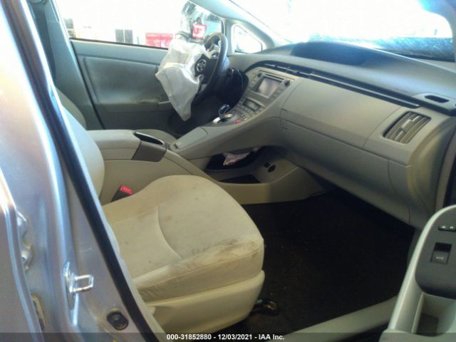 Photo 4 VIN: JTDKN3DU3C5441055 - TOYOTA PRIUS 