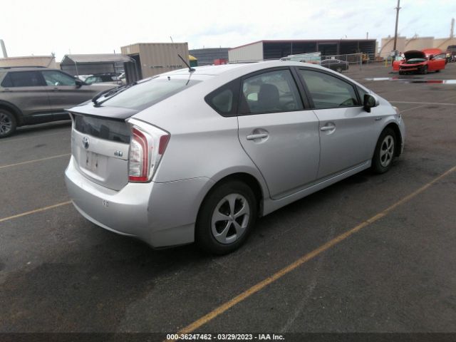 Photo 3 VIN: JTDKN3DU3C5521486 - TOYOTA PRIUS 