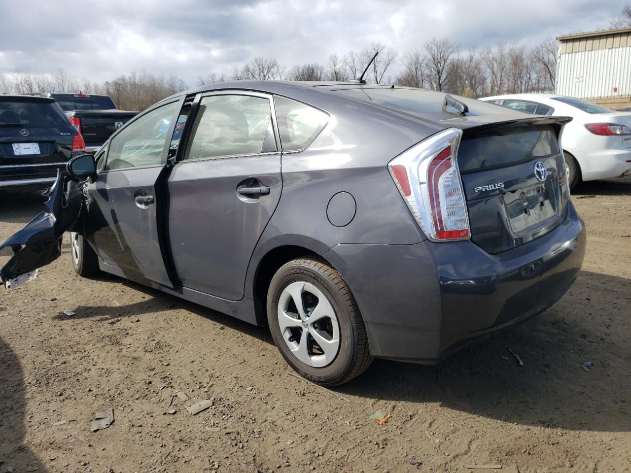 Photo 1 VIN: JTDKN3DU3D1683188 - TOYOTA PRIUS 