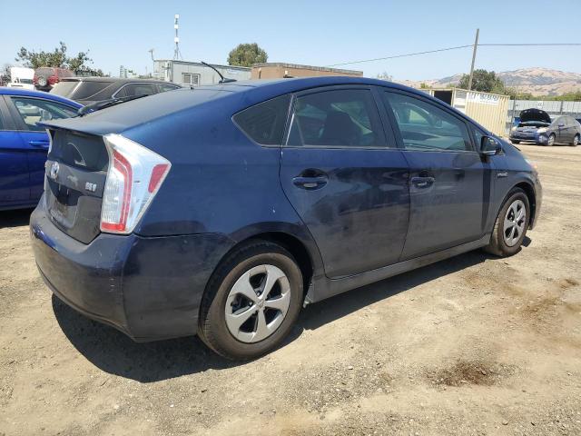 Photo 2 VIN: JTDKN3DU3D1688715 - TOYOTA PRIUS 