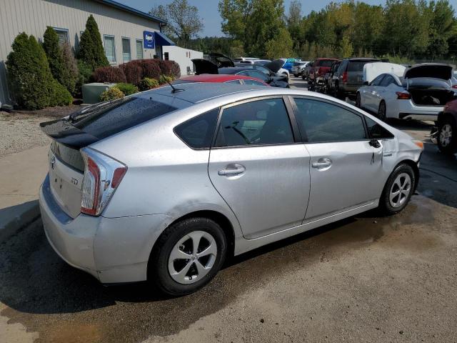 Photo 2 VIN: JTDKN3DU3D5542792 - TOYOTA PRIUS 