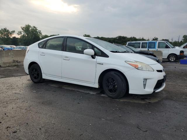 Photo 3 VIN: JTDKN3DU3D5562301 - TOYOTA PRIUS 