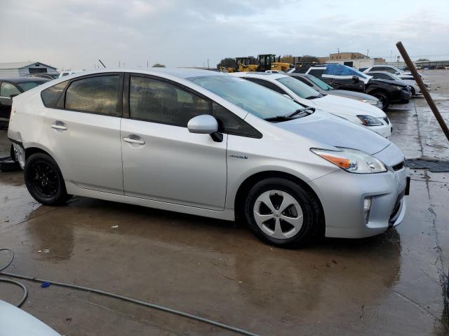 Photo 3 VIN: JTDKN3DU3D5568616 - TOYOTA PRIUS 