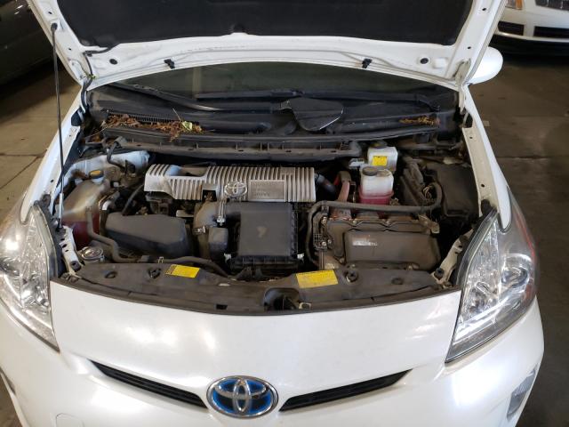 Photo 6 VIN: JTDKN3DU3D5583830 - TOYOTA PRIUS 