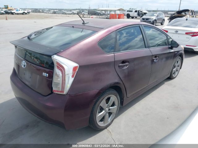 Photo 3 VIN: JTDKN3DU3D5594648 - TOYOTA PRIUS 