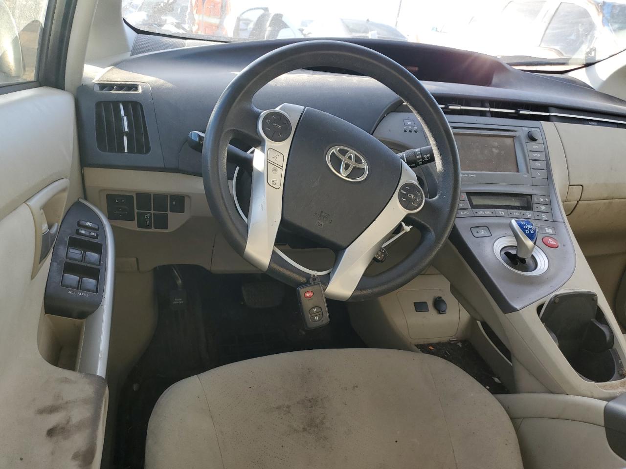 Photo 7 VIN: JTDKN3DU3D5630872 - TOYOTA PRIUS 