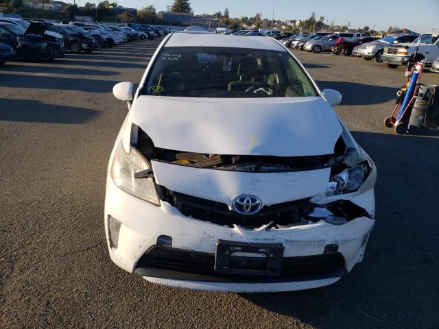 Photo 4 VIN: JTDKN3DU3D5647817 - TOYOTA PRIUS 