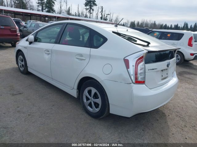 Photo 2 VIN: JTDKN3DU3D5665184 - TOYOTA PRIUS 