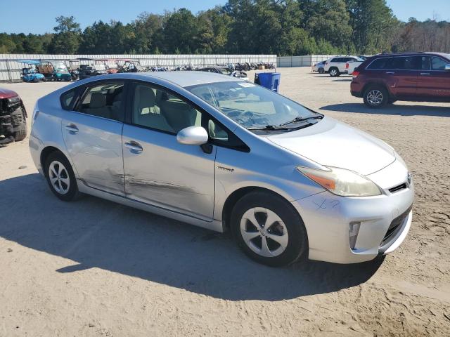 Photo 3 VIN: JTDKN3DU3D5686634 - TOYOTA PRIUS 